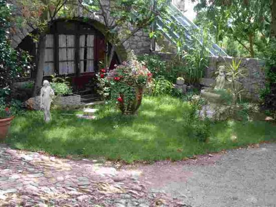 Cour d'entrée de la maison